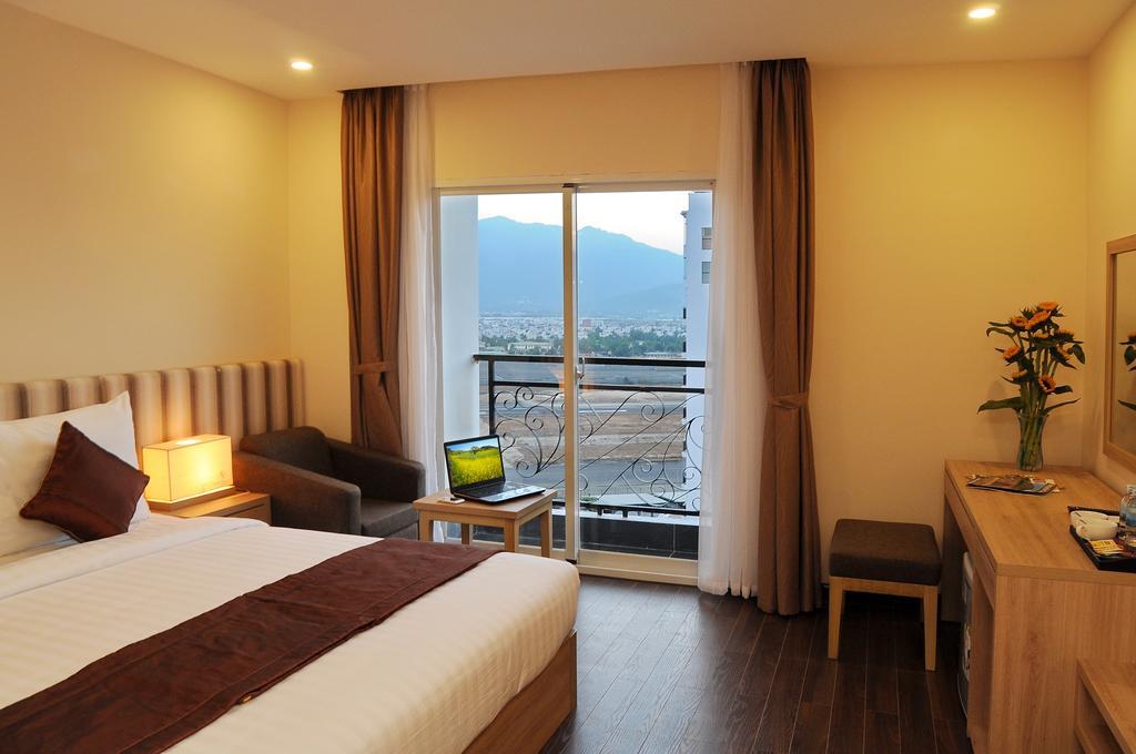 Db Hotel Nha Trang Exterior foto